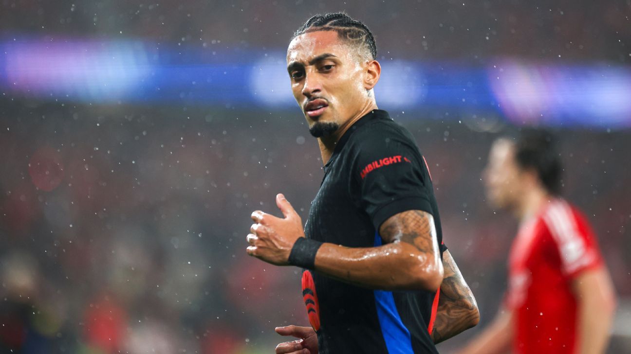 Champions League as it happened: Barça snatch winner in goal-fest, Salah leads Liverpool to win