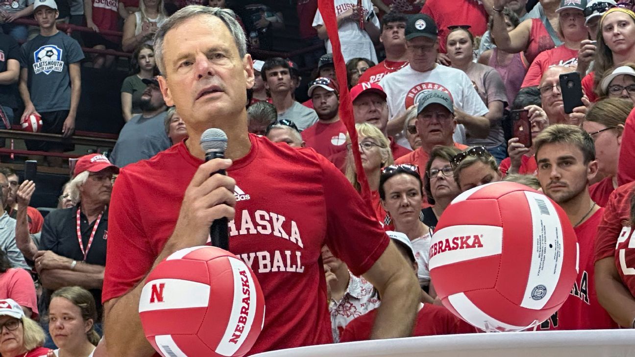 Cook retires after 722 volleyball wins at Nebraska
