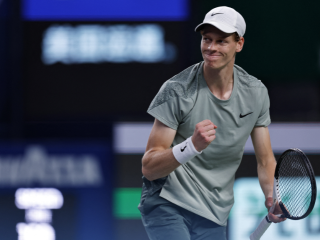 Jannik Sinner overcomes injury and delays to defeat Rune at Australian Open | The Express Tribune
