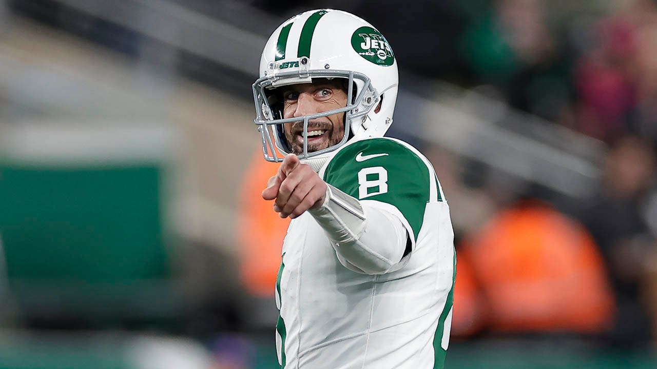 Jets’ Aaron Glenn gives no-nonsense answer to Aaron Rodgers question: ‘Don’t waste your time’