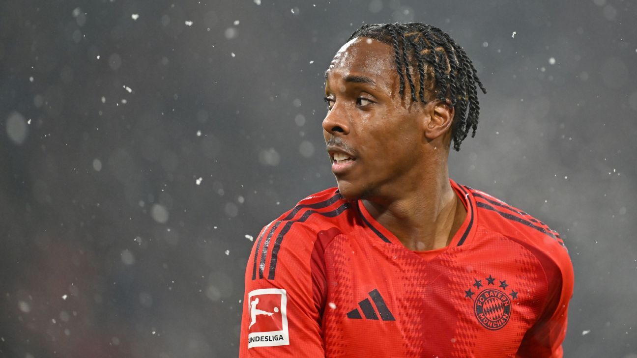 Transfer rumors, news: Chelsea, Man Utd eye late moves for Tel