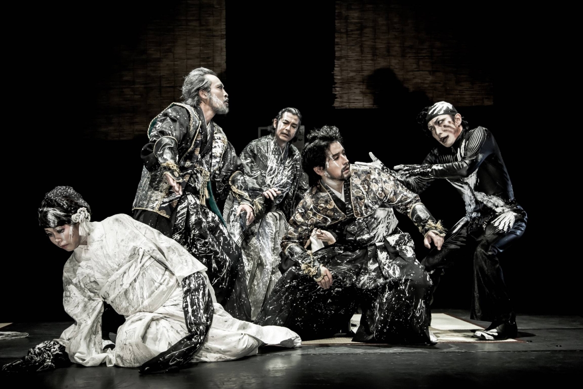 Directing is never a monologue at the experimental Yamanote Jijosha theater company