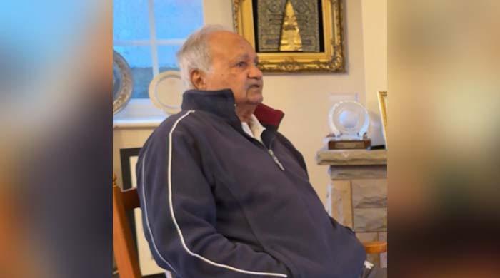 Former coach Mushtaq backs Pakistan to win Champions Trophy despite selection concerns