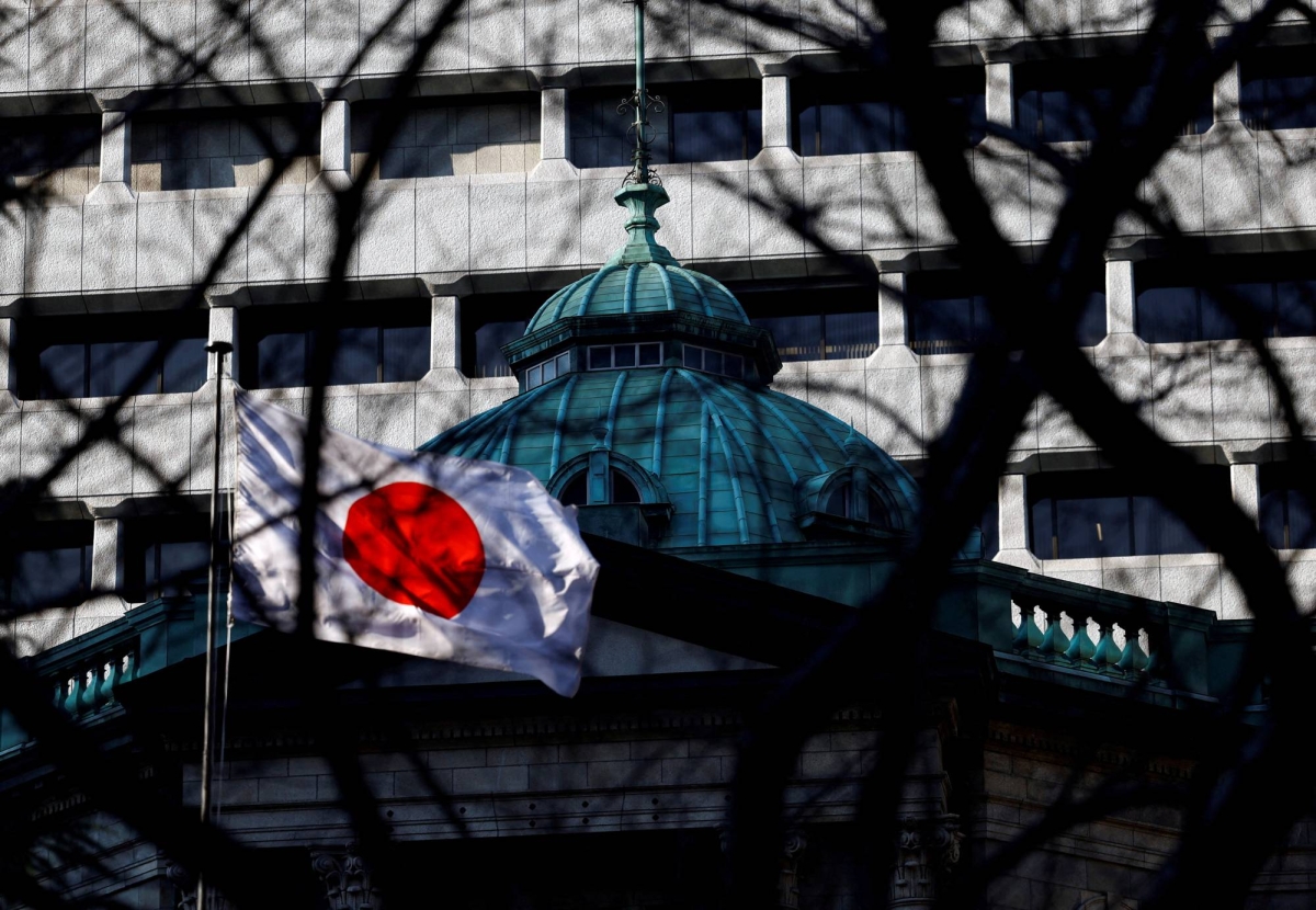 Japan's government debt climbs to record ¥1.32 quadrillion