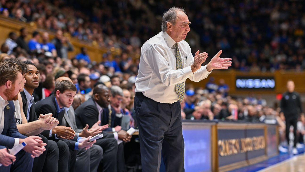 La Salle’s Dunphy, 76, to retire at season’s end
