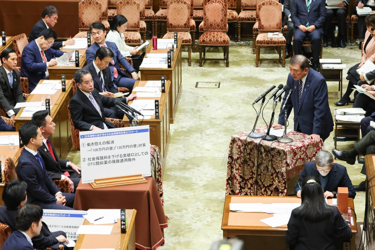 Party heads' love of trains could keep budget talks from derailing