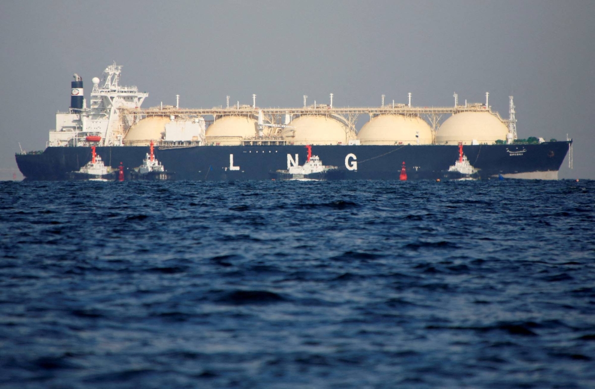 Trump seeks to reshape Asia's energy supplies with U.S. gas