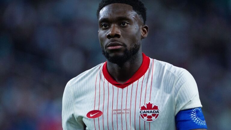 Davies’ agent slams Canada staff over ACL tear