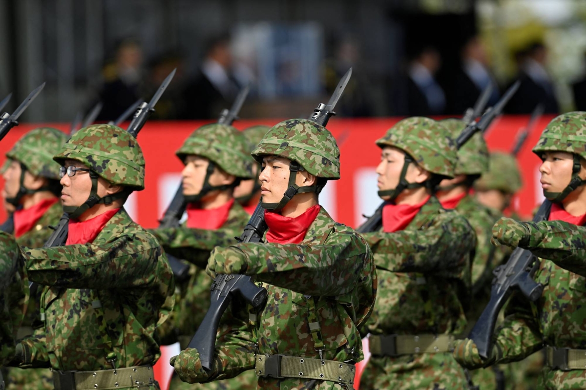 Higher pay and career support planned to help boost Japan's SDF ranks