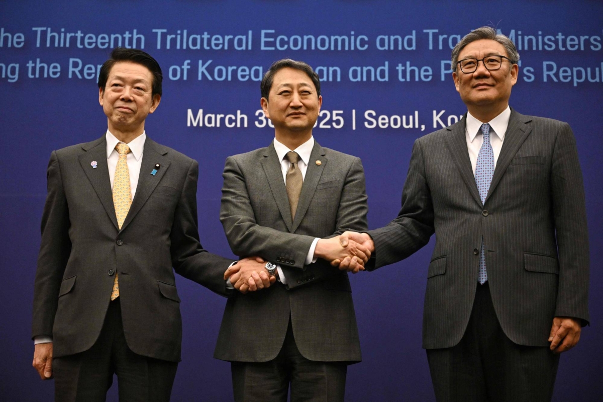 Japan, South Korea and China vow to strengthen trade ties amid looming U.S. tariffs