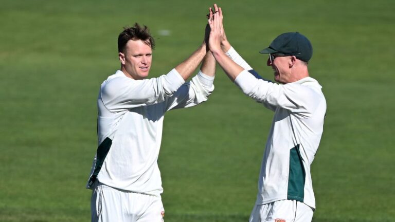 Kuhnemann five trumps Konstas' 68 as Tasmania trounce NSW