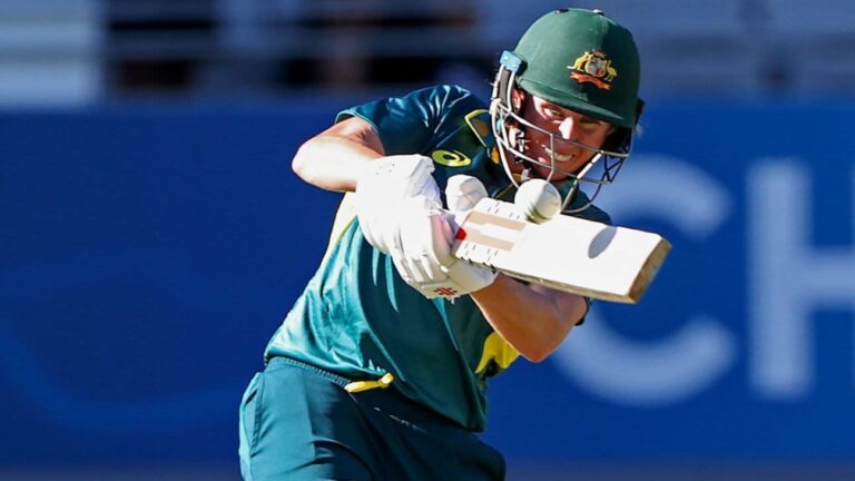 Mooney, Voll, bowlers dismantle New Zealand despite Gardner's injury