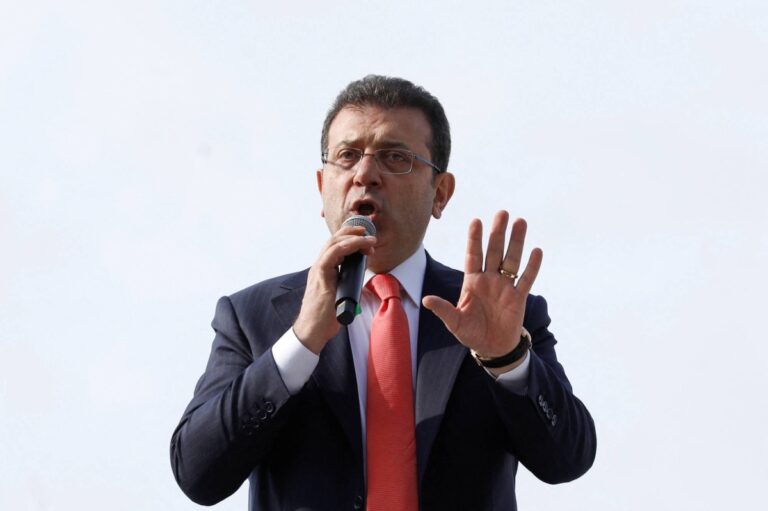 Turkish court jails Istanbul mayor pending trial