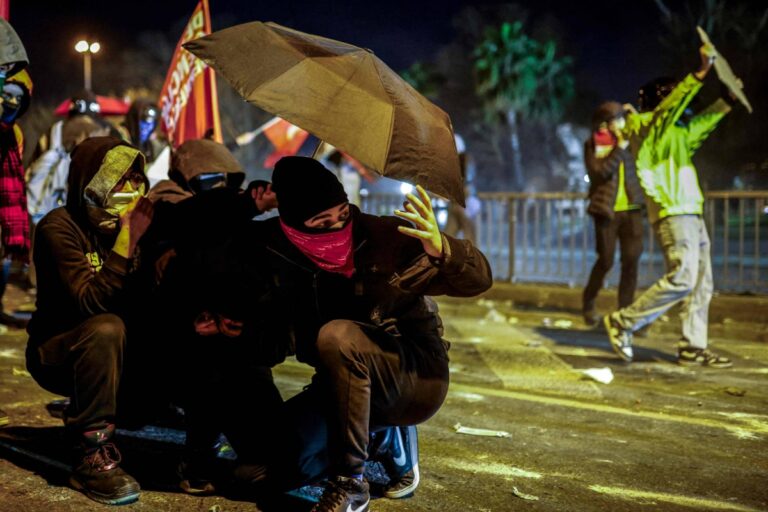 Vast crowds rally in Istanbul in support of arrested mayor