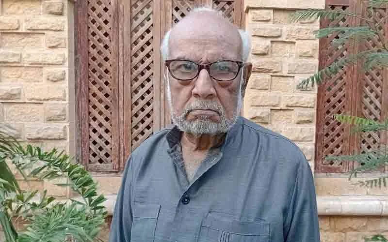 Age Just A Number 80 Year Old Earns Phd From Karachis Federal Urdu University
