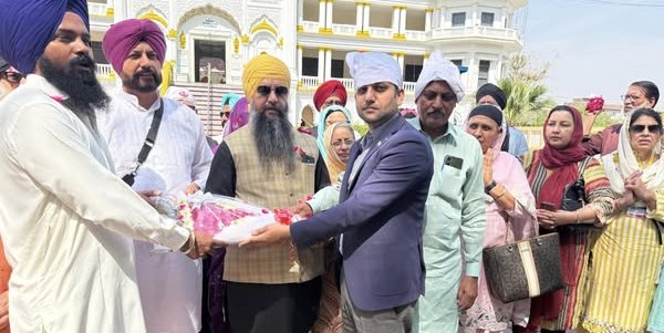 Baisakhi 2025 Pakistan Opens Doors To Largest Ever Sikh Pilgrim Delegation