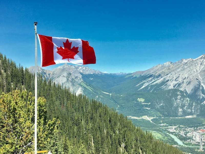 Canada allows visa free entry to citizens of 13 more countries [Full List]