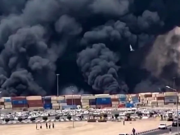 Devastating Explosion Rocks Irans Shahid Rajaee Port Over 500 Injured