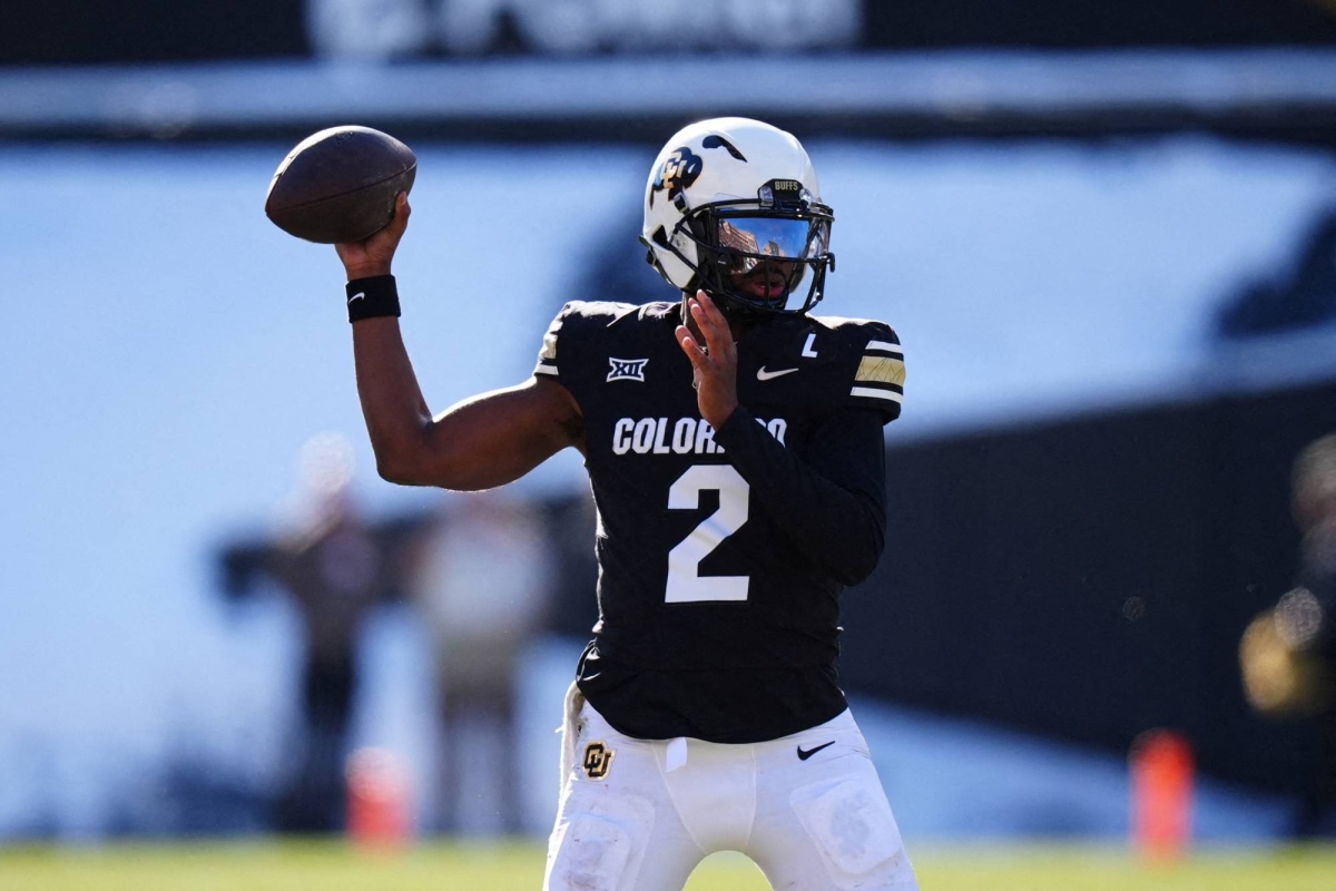 Focus shifts to defense in NFL draft as Shedeur Sanders continues to wait