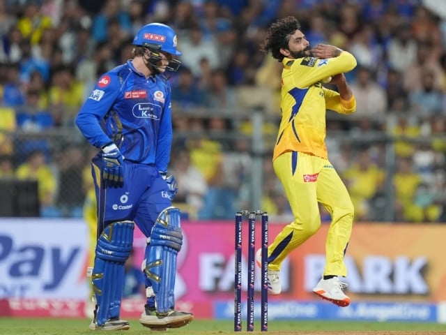 IPL 2025: Rohit Sharma, Suryakumar Yadav steer MI to nine-wicket win over CSK | The Express Tribune