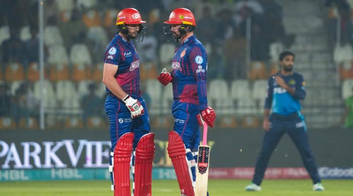 Islamabad United defeat Multan Sultans by 7 wickets in PSL X clash