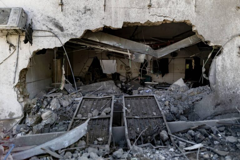 Israeli missiles strike Gaza hospital; patients evacuated