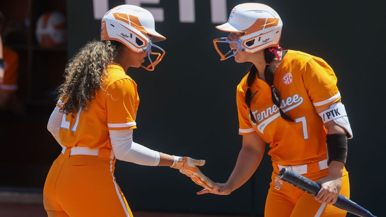 Our latest college softball poll: How do the top teams stack up after Week 10?