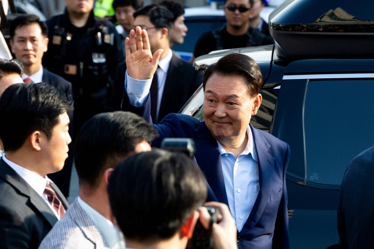 Ousted South Korean President Yoon leaves official residence