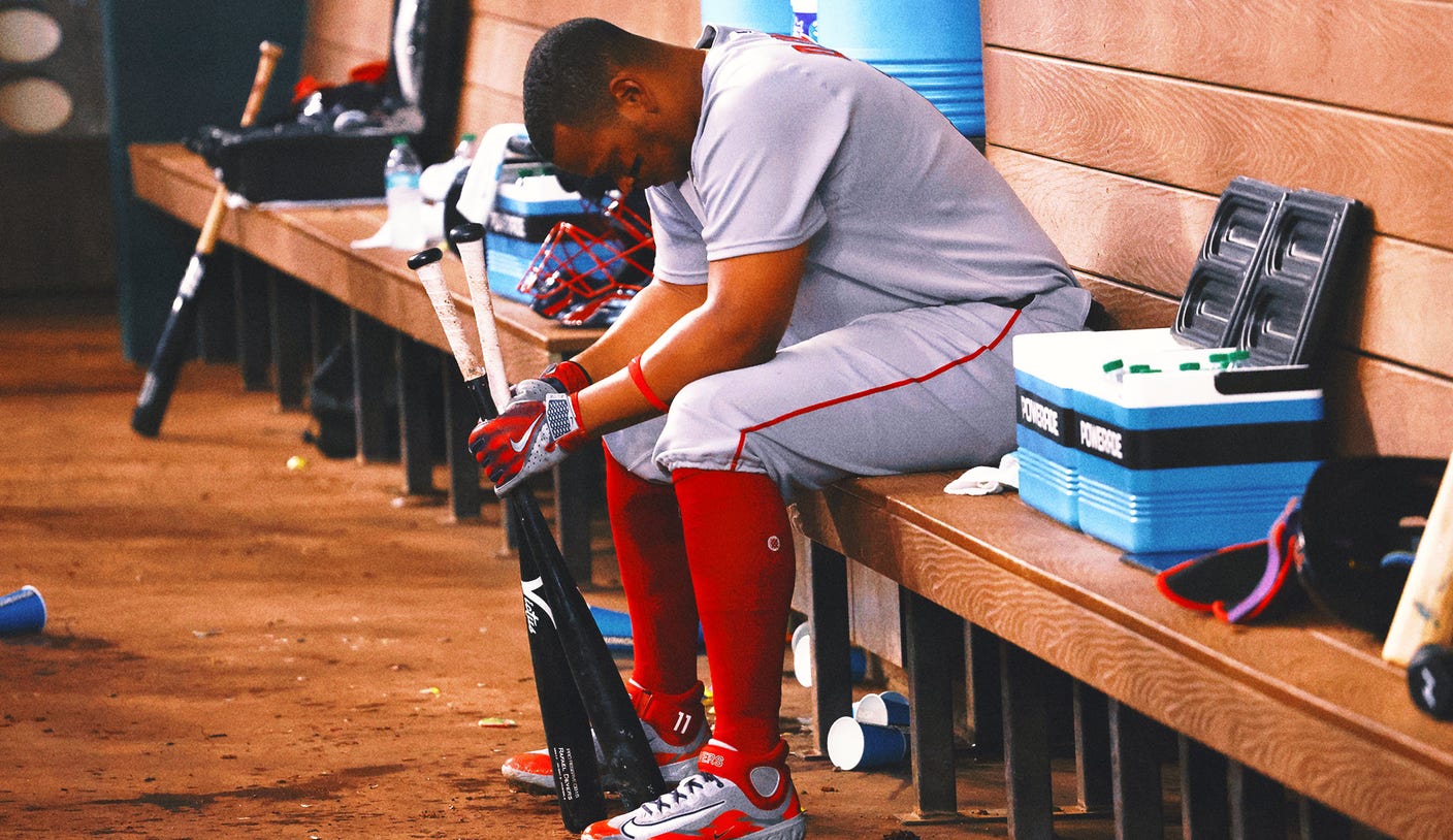Red Sox' Rafael Devers poor start continues, breaking first 5 games strikeout record