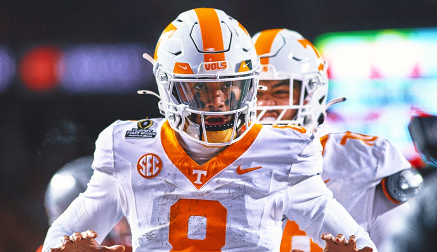 Reports: Former Tennessee QB Nico Iamaleava transferring to hometown UCLA