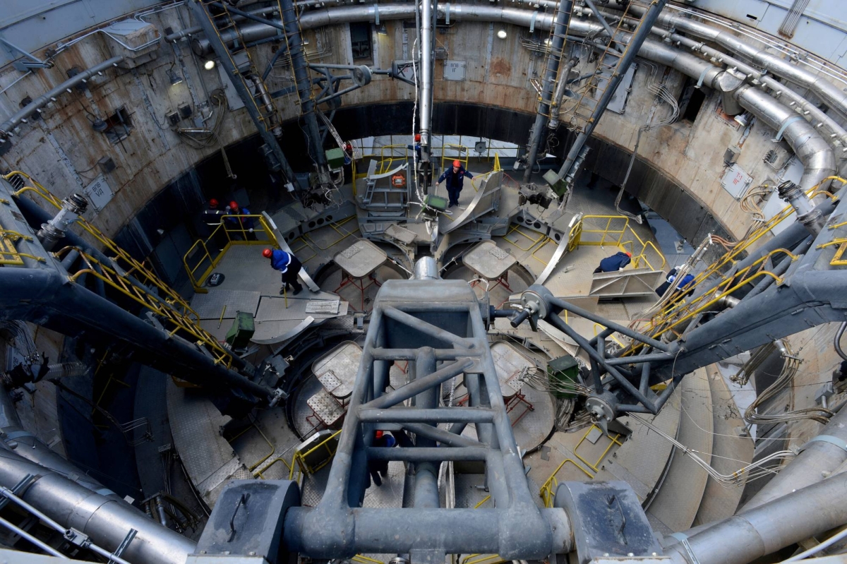 Russian satellite tied to nuke program appears out of control, analysts ...