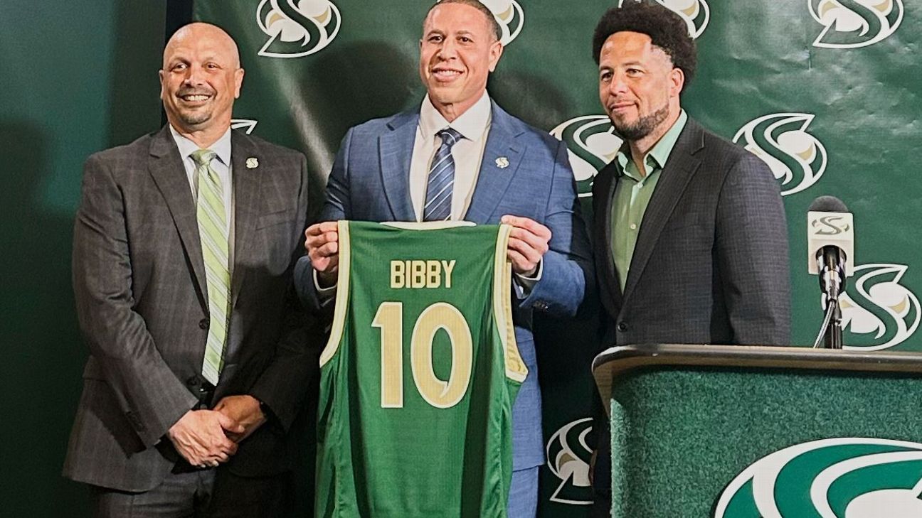 ‘Icon’ Bibby thankful to be at Sacramento State
