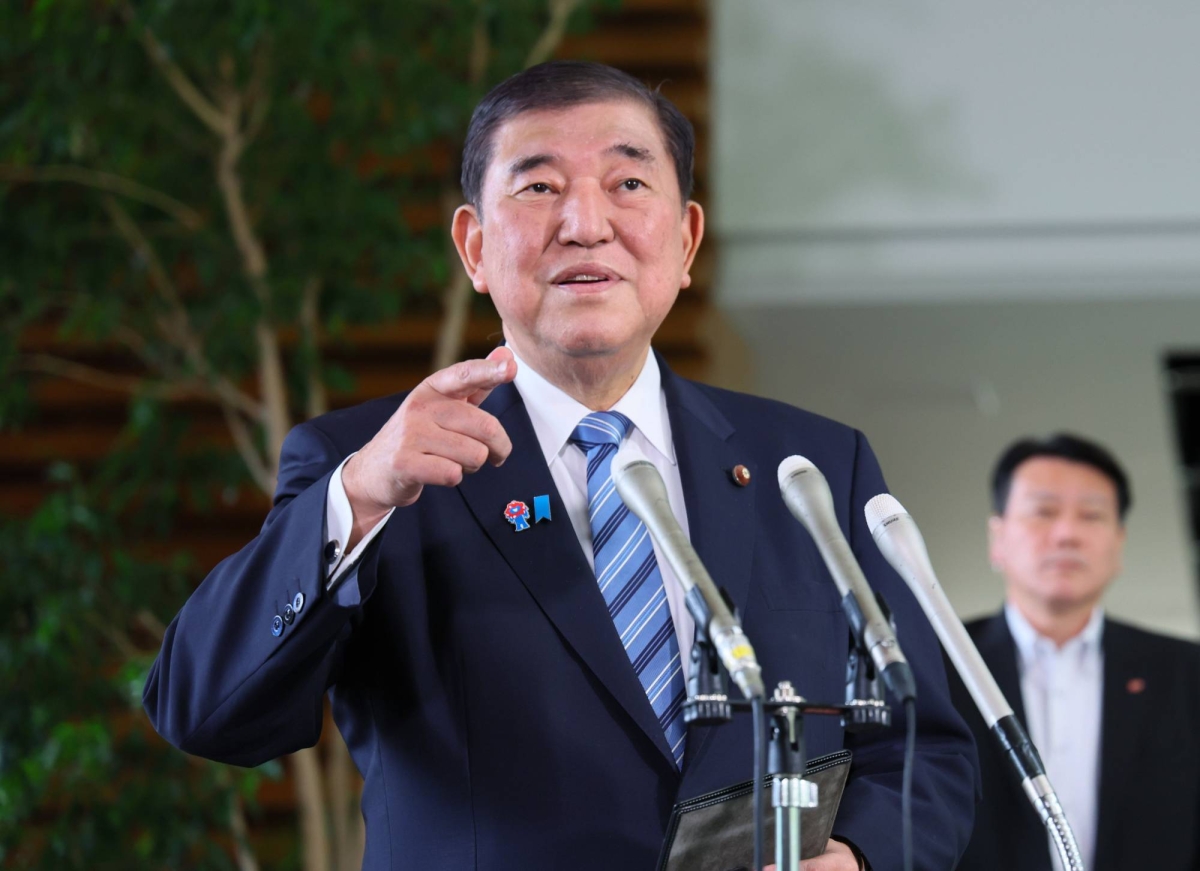 Ishiba and Trump speak as Akazawa heads to Washington