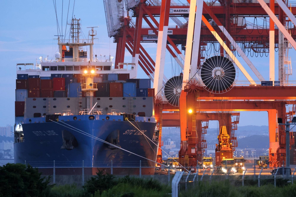Japan touts ships expertise and LNG investment, with tariff talks key