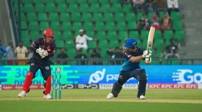 Karachi Kings hand Multan Sultans humiliating 87-run defeat