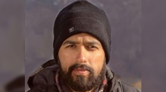 Pakistani climber Saad Munawar summits Mount Everest