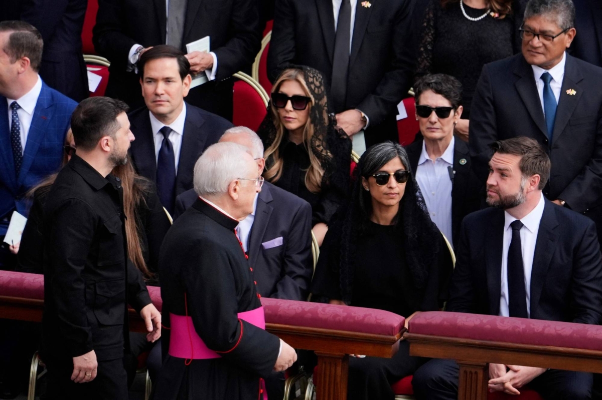 Pope to meet Zelenskyy, recalls 'martyred Ukraine'