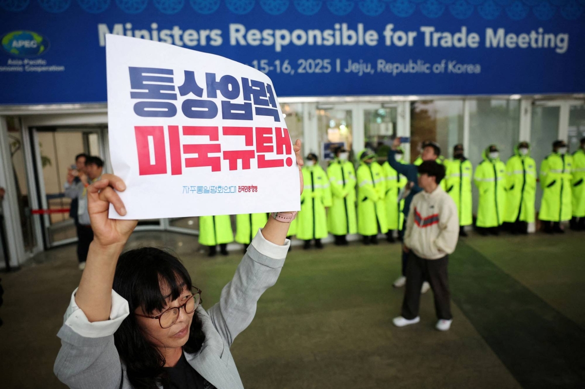 U.S. demanded South Korea resolve trade imbalance in recent talks: reports