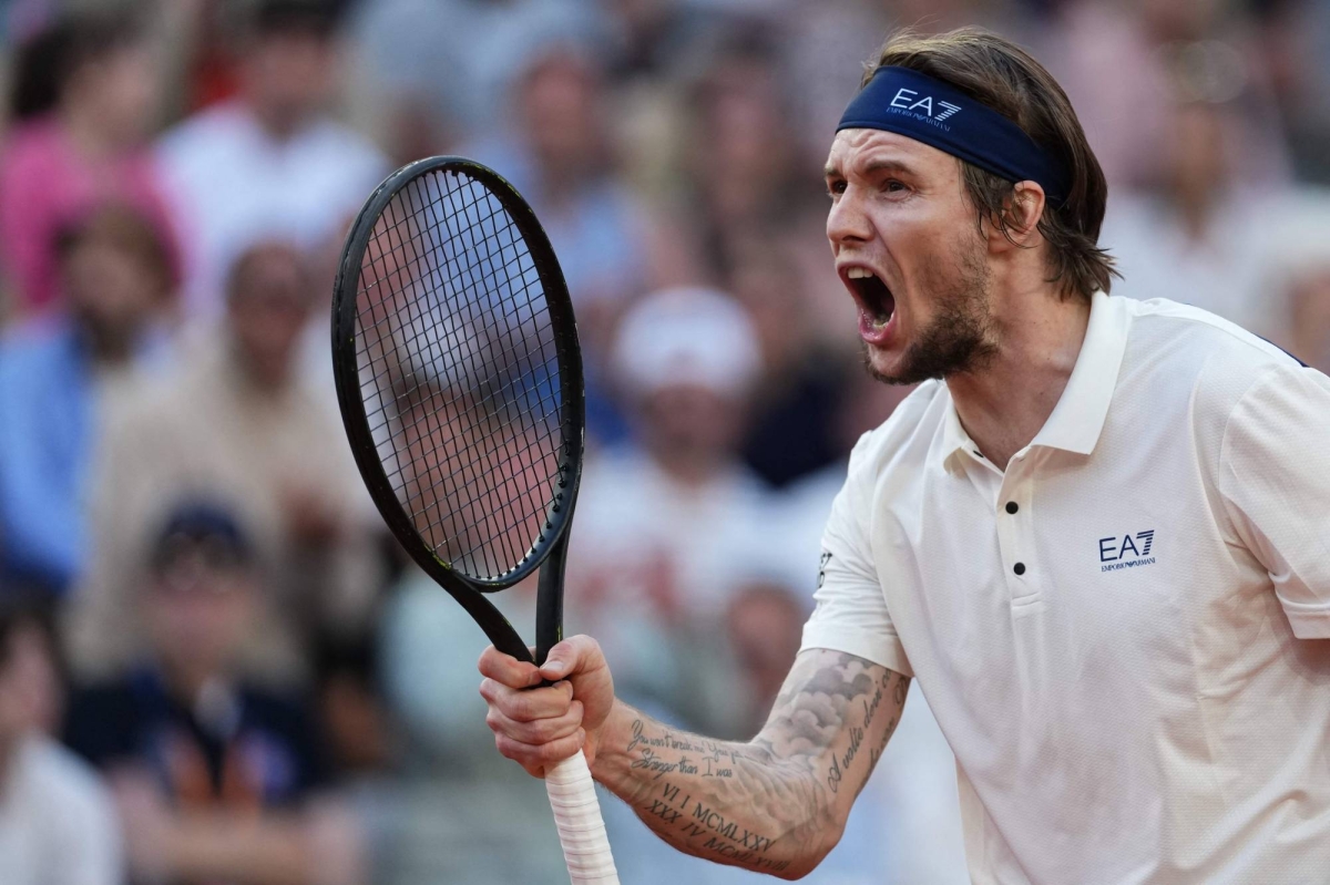 Bublik downs Draper at French Open for 'best moment of his life'