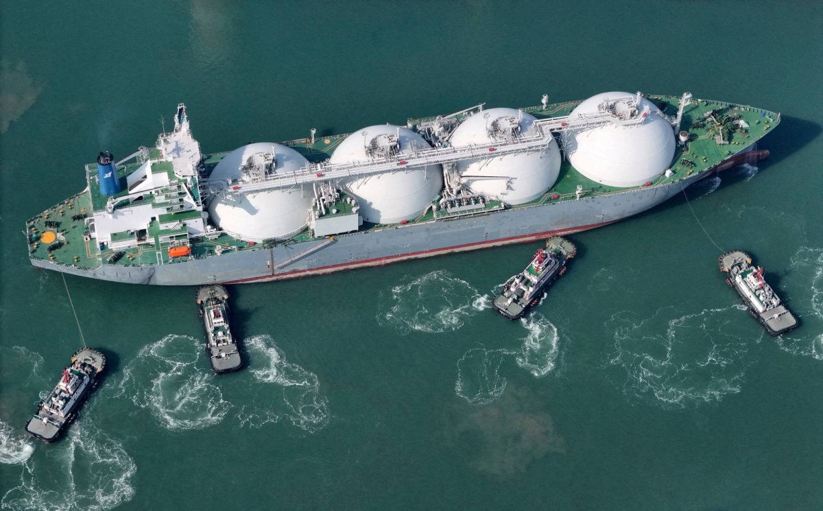 China is challenging Japan's LNG dominance. What does that mean for Japanese buyers?