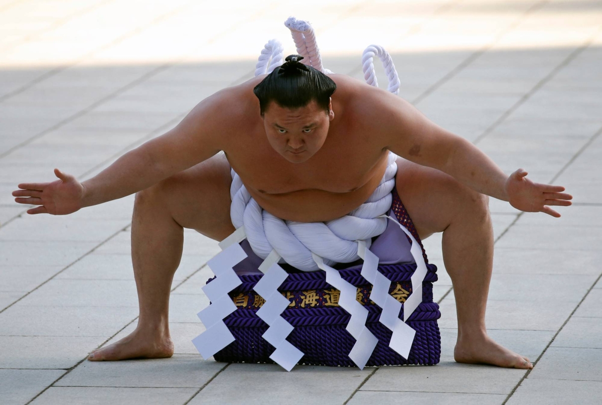 Former yokozuna Hakuho to leave sumo association