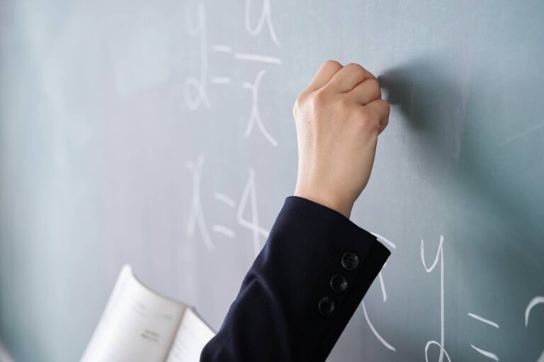 Japan enacts law to gradually boost teachers' pay