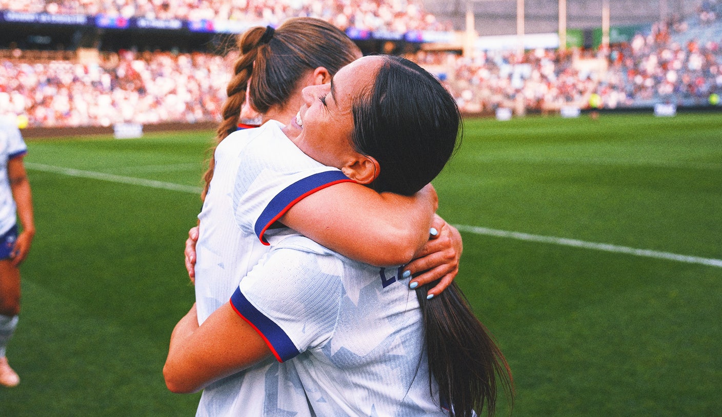 Lo’eau LaBonta makes historic debut in U.S. women's 3-0 win over China
