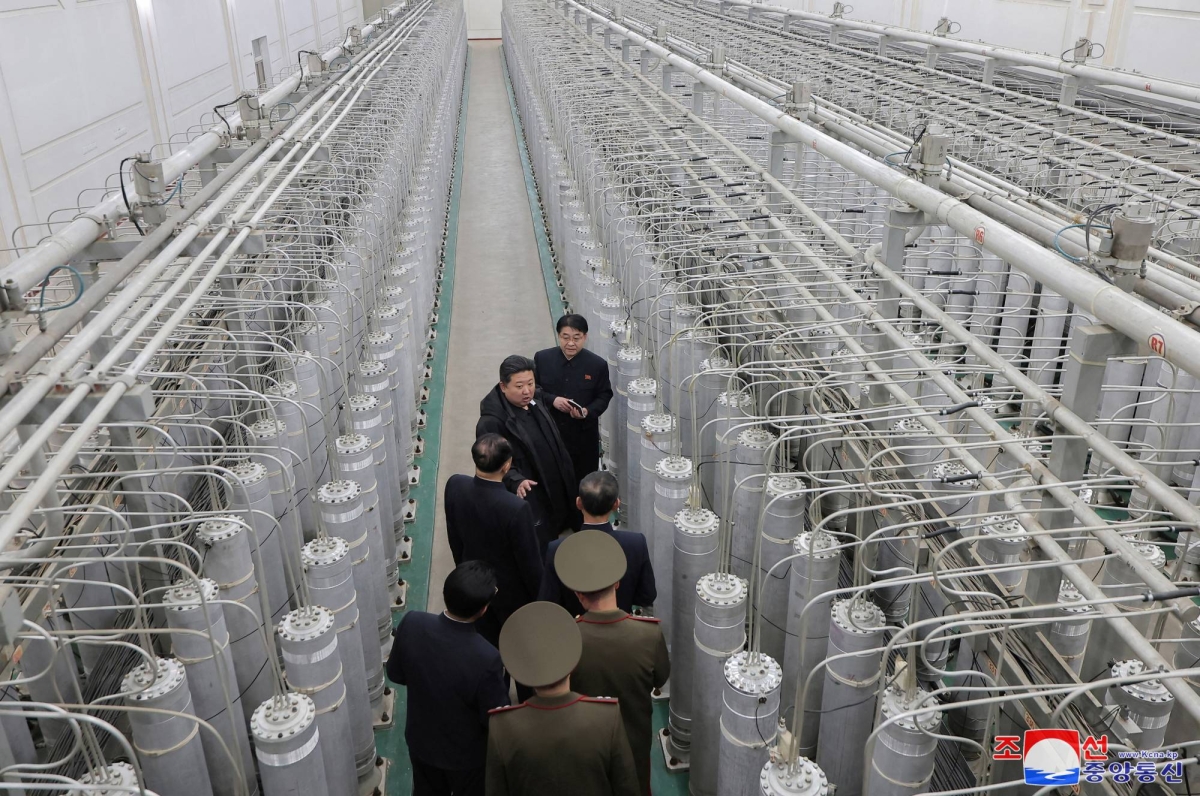 North Korea constructing new enrichment facility for nuclear bombs, experts say