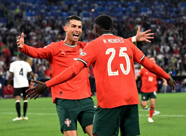 Portugal heaps praise on Cristiano Ronaldo after Nations League win