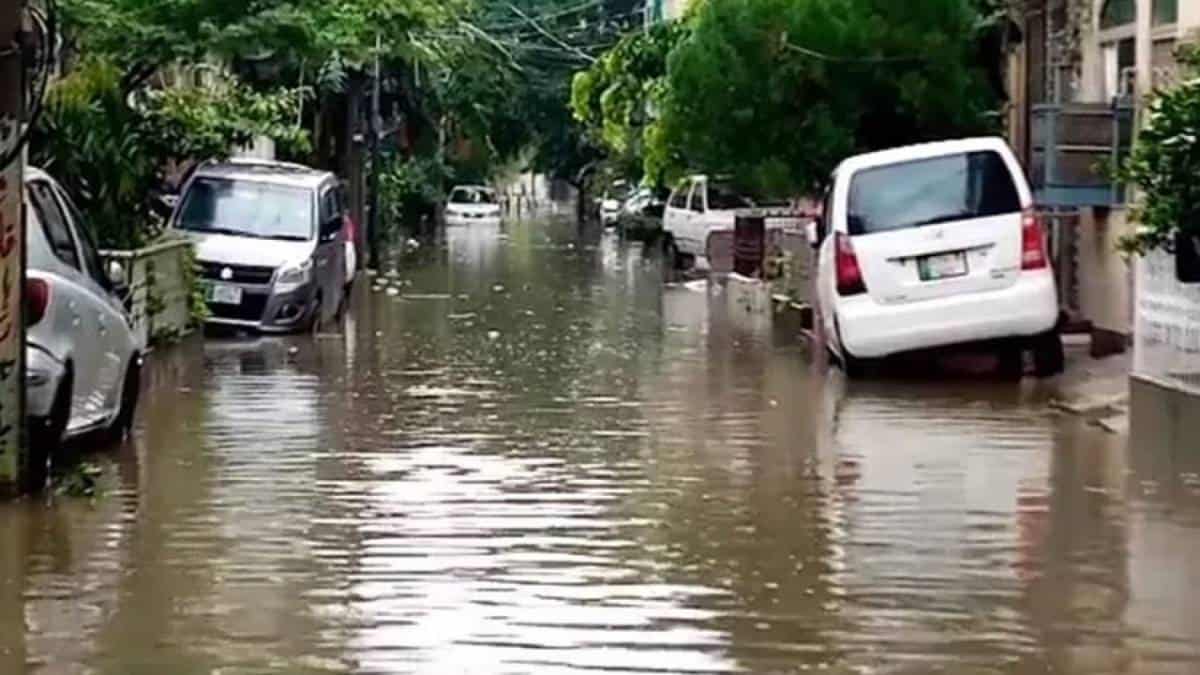 Rawalpindi on Alert as scattered Monsoon Showers trigger Rain Emergency