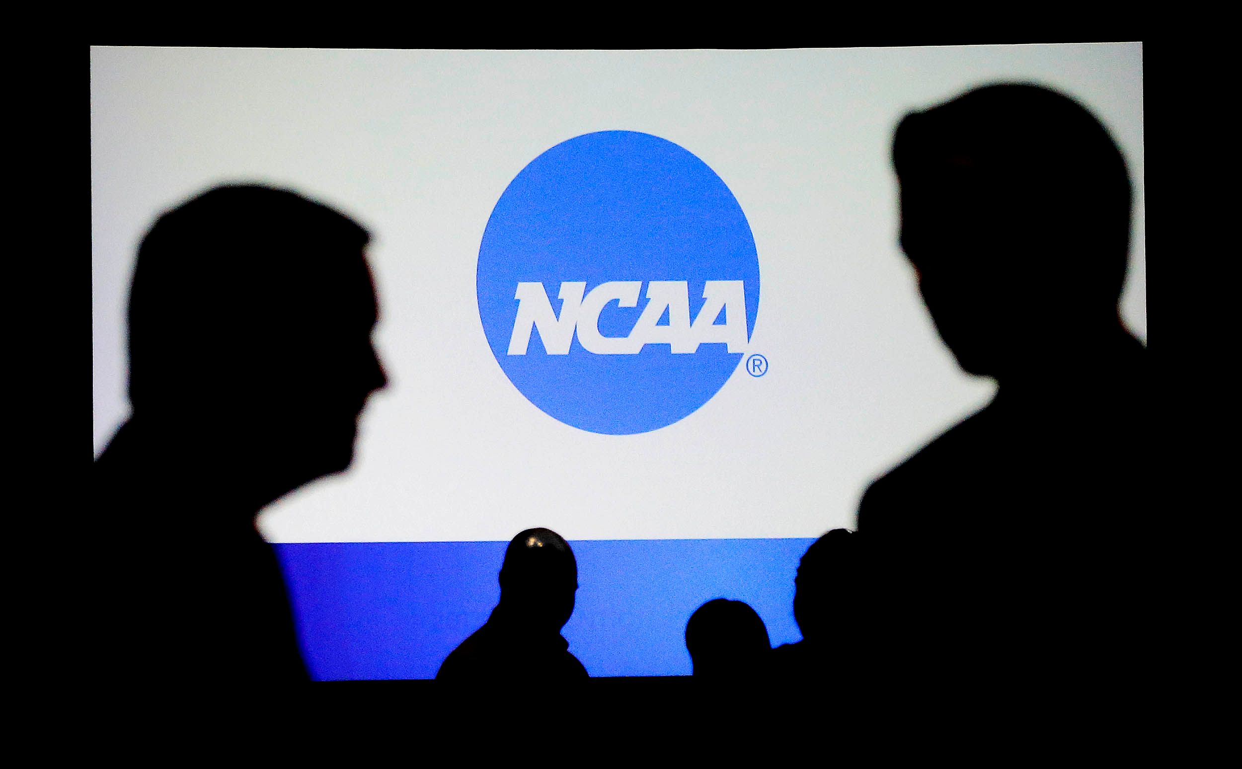 Wetzel: It’s new rules, same old game in NCAA athlete pay