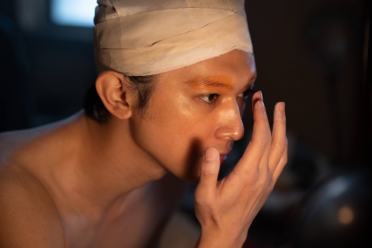 ‘Kokuho’ finds riveting drama on and off the kabuki stage