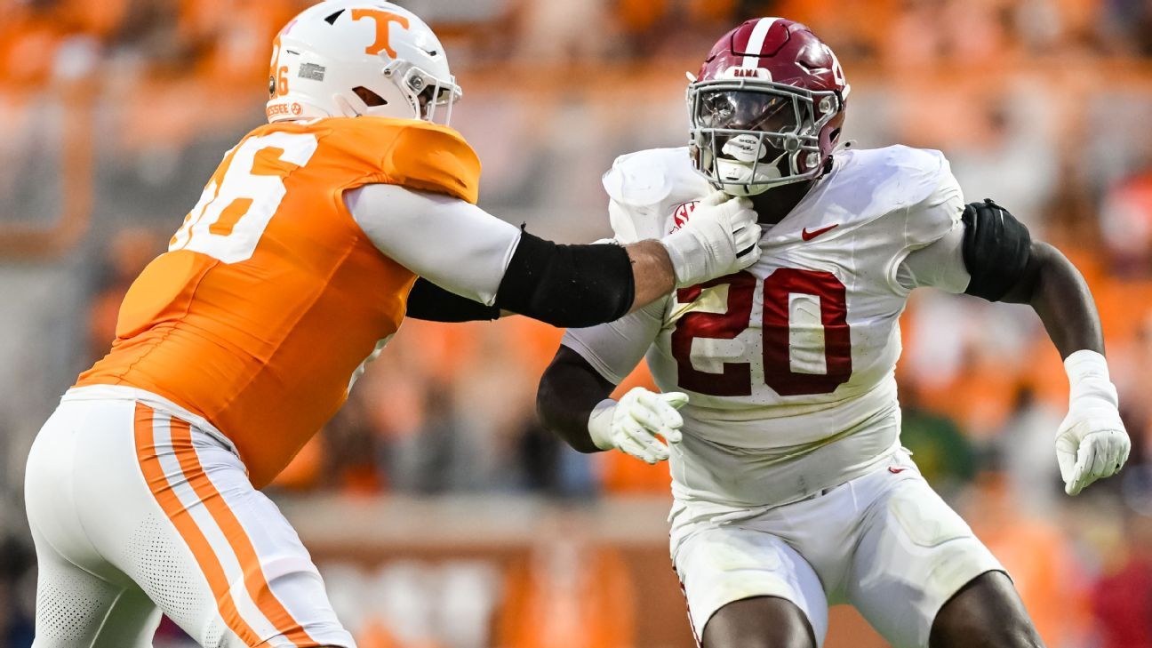 Alabama’s Latham hospitalized with neck injury