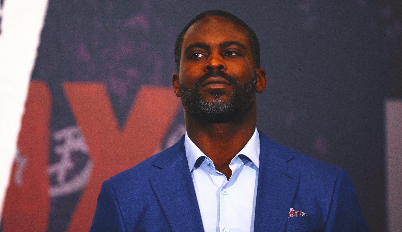 Former NFL Star Michael Vick Gets First Head Coaching Win With Norfolk State